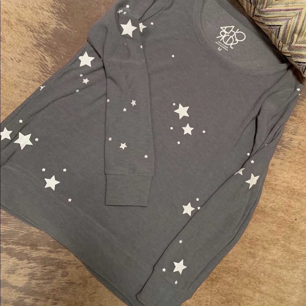 Chaser brand long sleeve